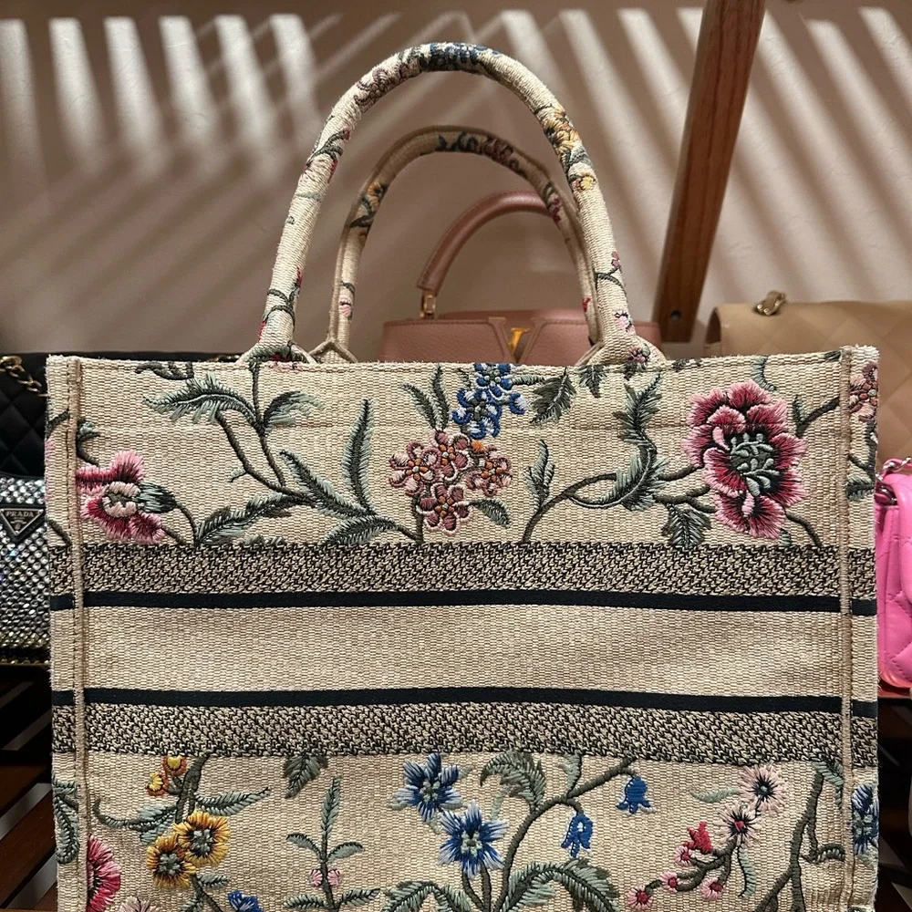 Dior Beige Floral Tote Bag medium - Picture 2 of 4